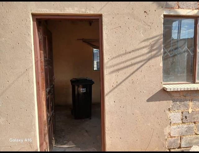 2 BEDROOM HOUSE FOR SALE IN DEVLAND